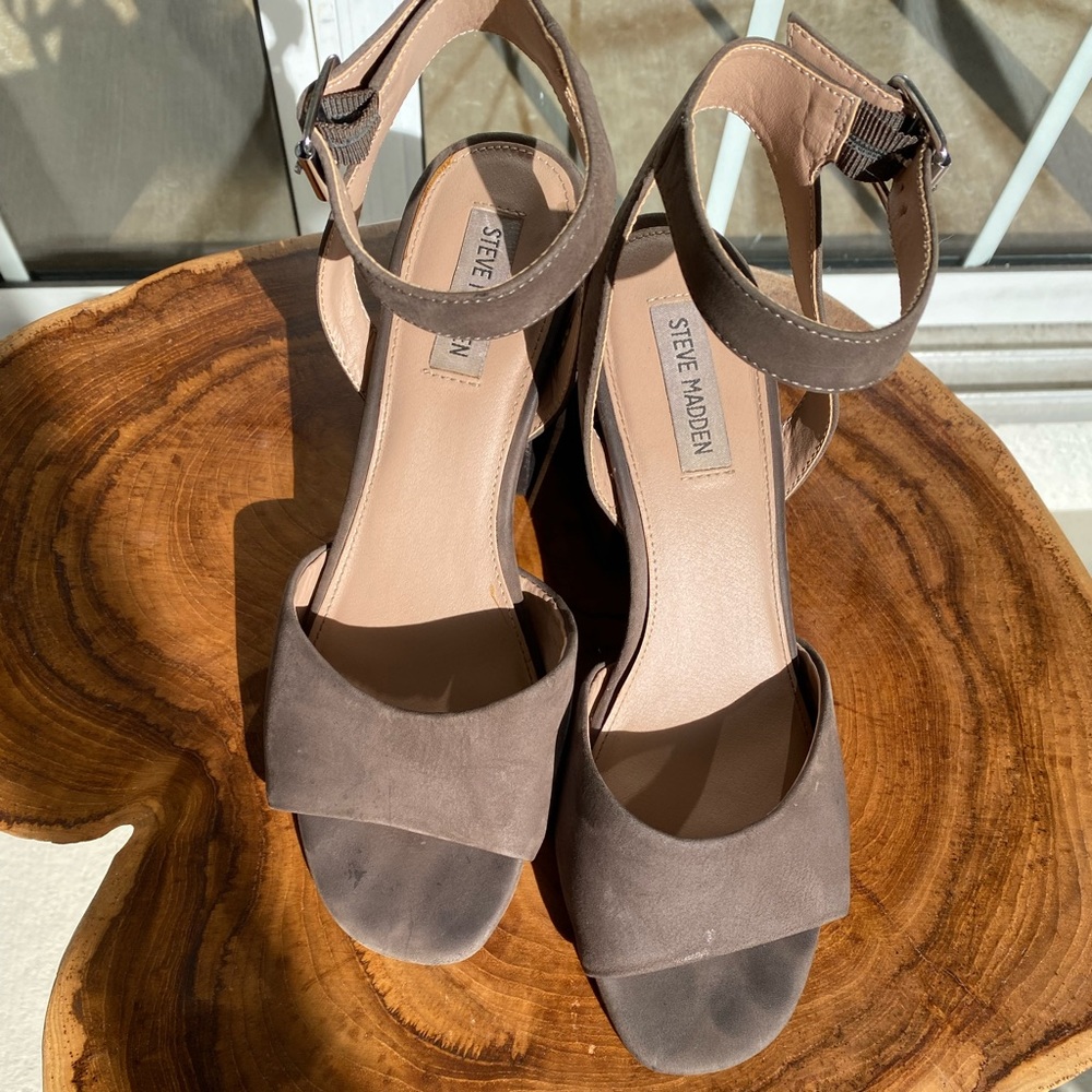 Steve Maddan Brown suede leather chunky heel sandal